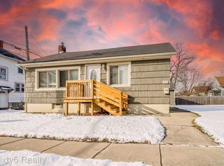 314 Half St, Monroe, MI 48161