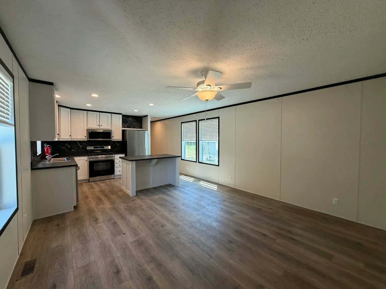 Tired of the Virtual Tour? Come see me in person! — Photo 3
