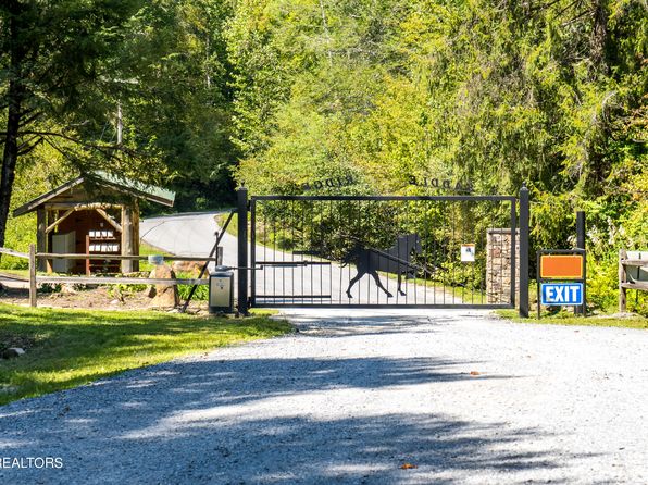 1801 Grouse Top Rd, Walland, TN 37886