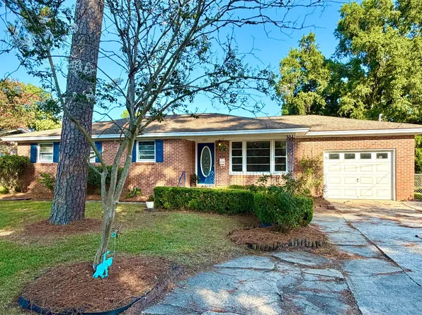 5937 Willard Dr, Hanahan, SC 29410