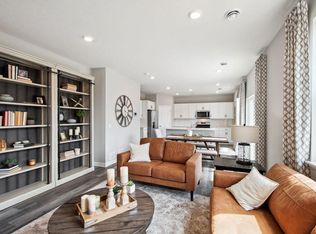 203 Snowdrop Trl, Waconia, MN 55387