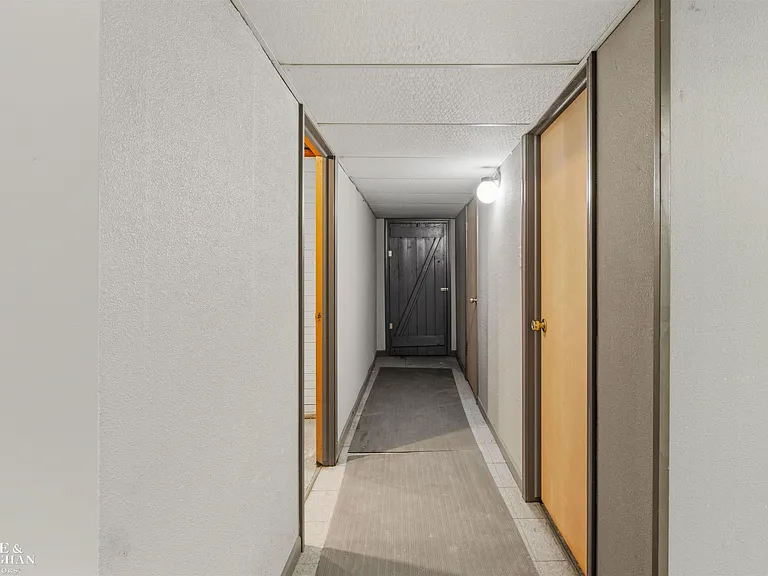 1602 Anita Ave — Photo 28