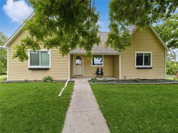 2981 214th Trl, Winterset, IA 50273