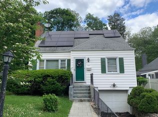258 Bennett St, Fairfield, CT 06825