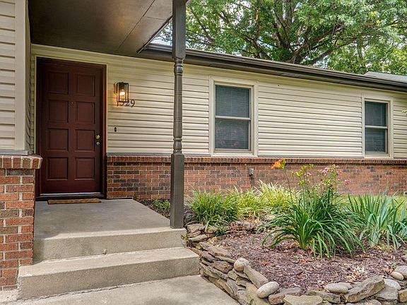 4th image of 1329 W Glenwood Street