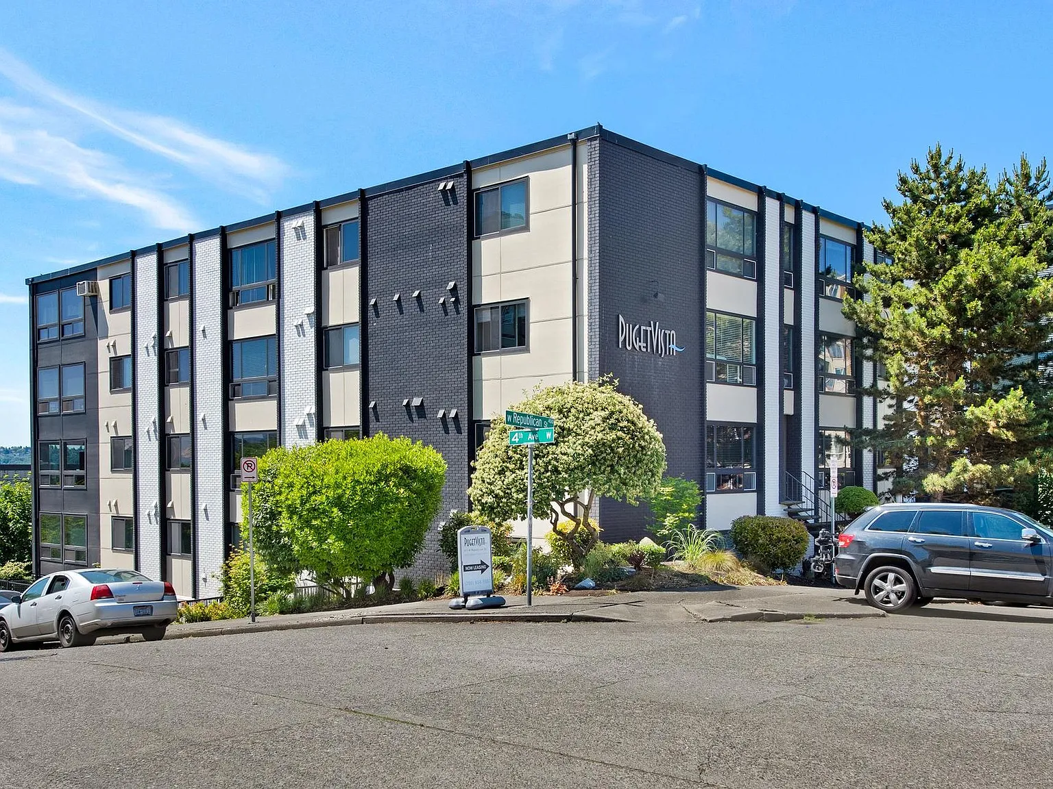The Puget Vista Apartments — Photo 1