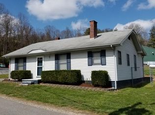 15 Villemagne Dr, Asheville, NC 28804
