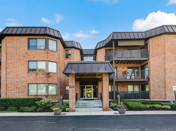 6401 Clarendon Hills Rd APT 207, Willowbrook, IL 60527