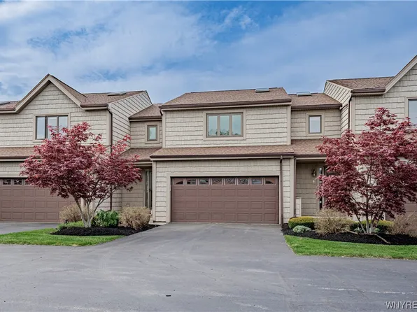 6071 E Lake Rd APT 5, Burt, NY 14028