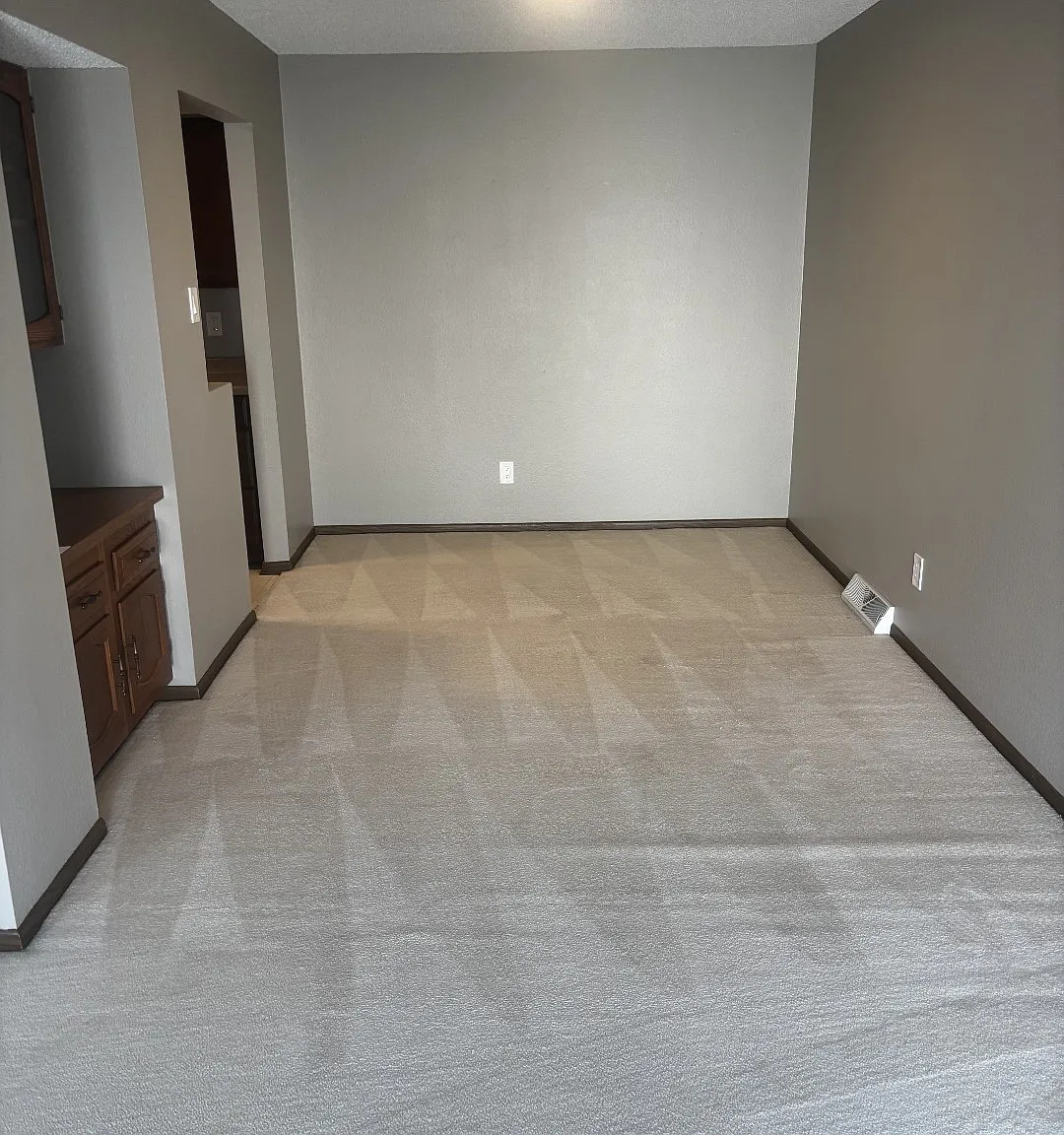 2 bed, 2.5 bath, 1600 sqft, $1,600 — Photo 4