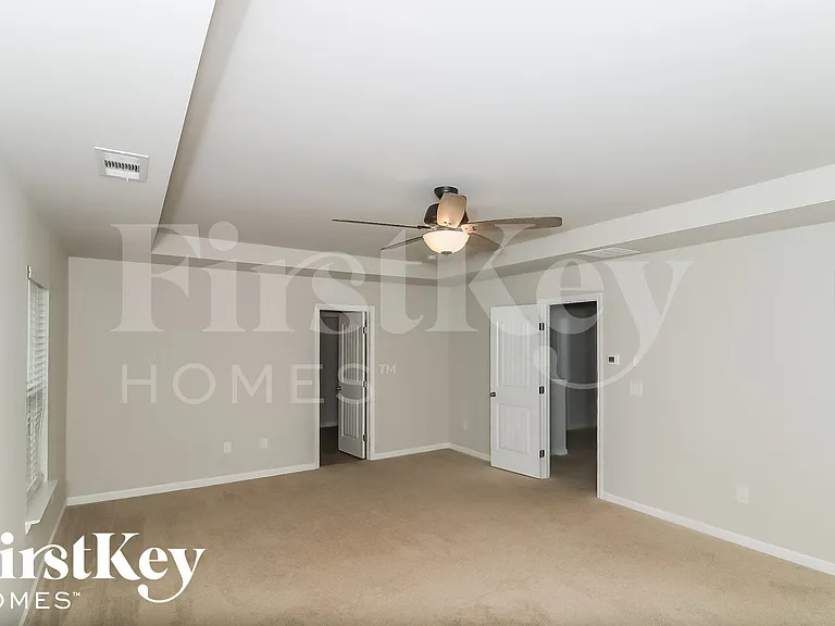 325 Stoney Hollow Rd — Photo 8