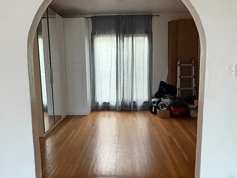 1239 Brookside Dr — Photo 3