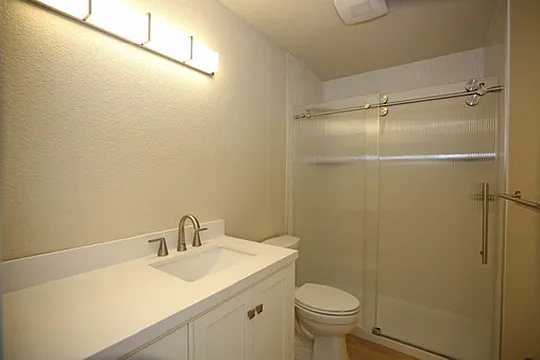 1115-1117 West St #2-4 — Photo 4
