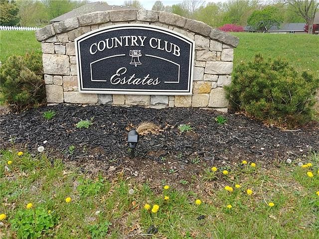 1st image of 20415 Country Club Dr