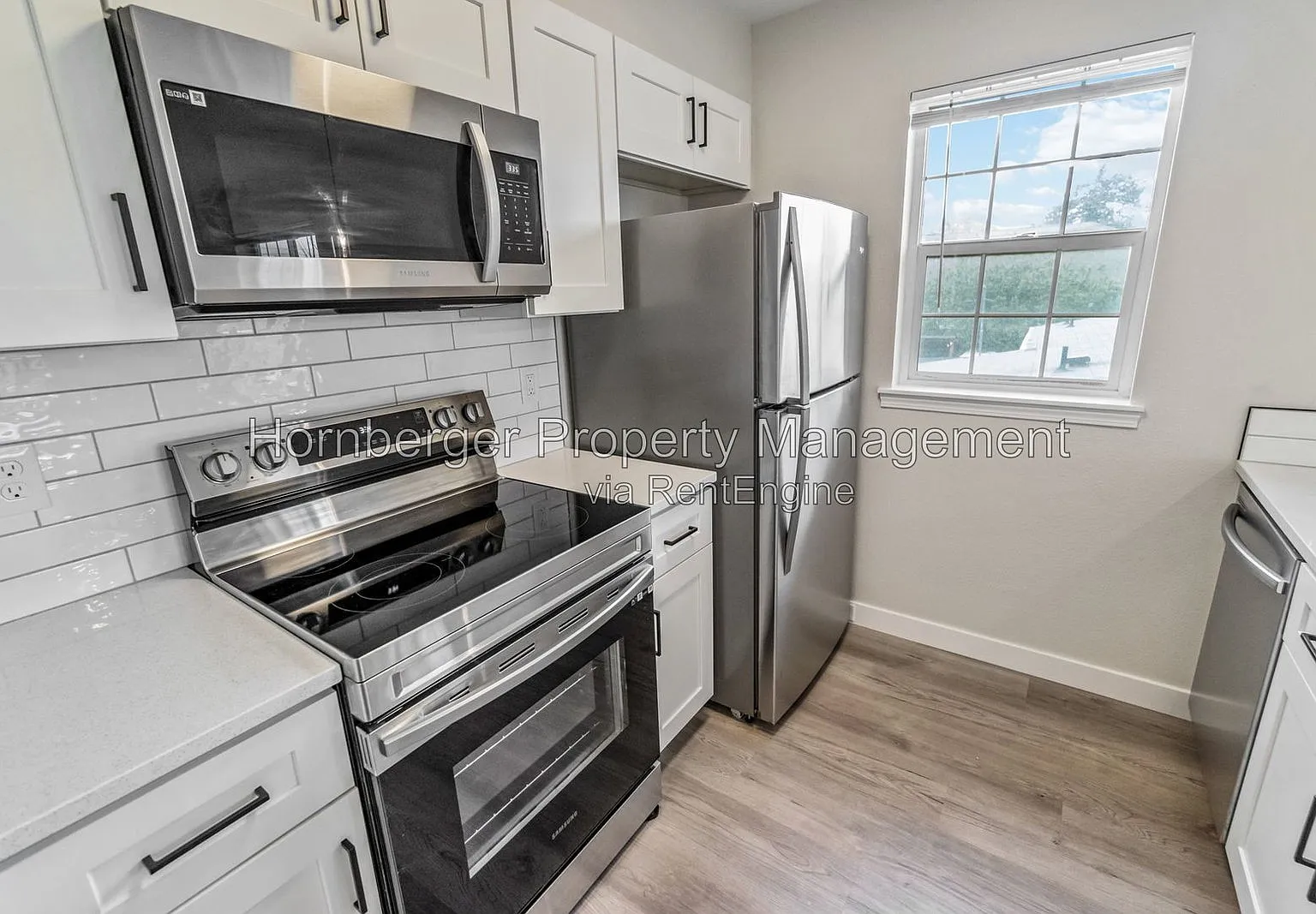 2 bed, 2.0 bath, 978 sqft, $1,495 — Photo 1