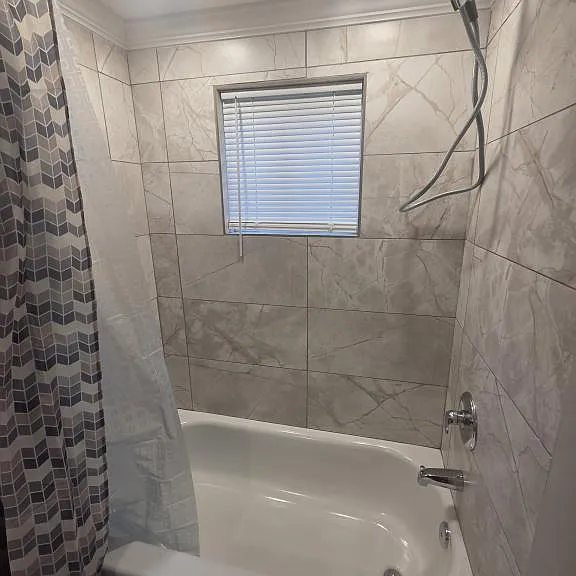 2095 N Kings Hwy — Photo 13