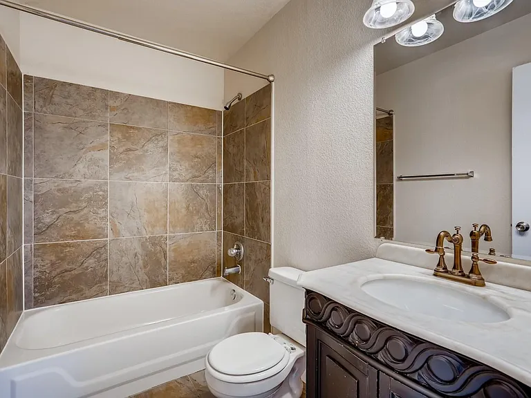 4818 Benton St — Photo 21