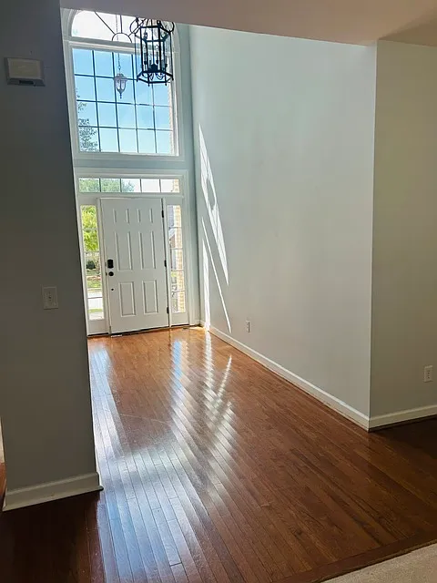 4 bed, 3386 sqft, $3,500 — Photo 2