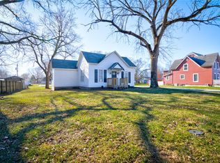 177 W Montgomery St, Niantic, IL