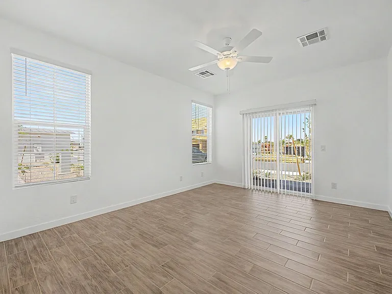 8232 E University Dr #102 — Photo 14