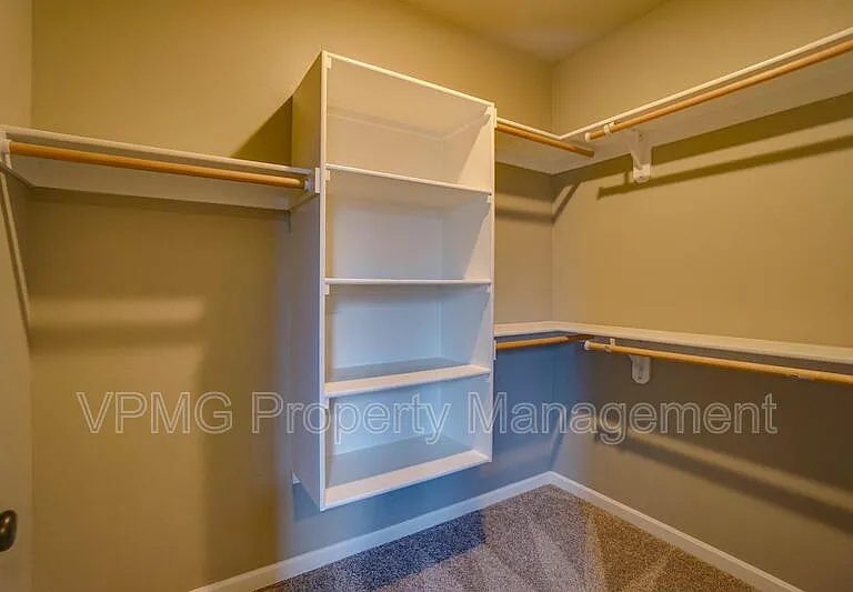604 NW 25th Way — Photo 33