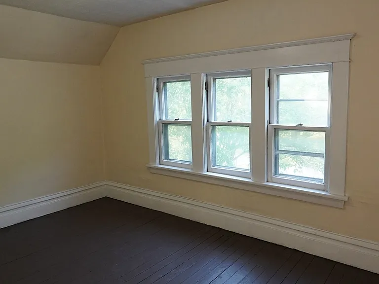 40 E Fayette St — Photo 12