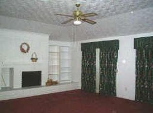 13206 S Thorntree Dr, Houston, TX 77015