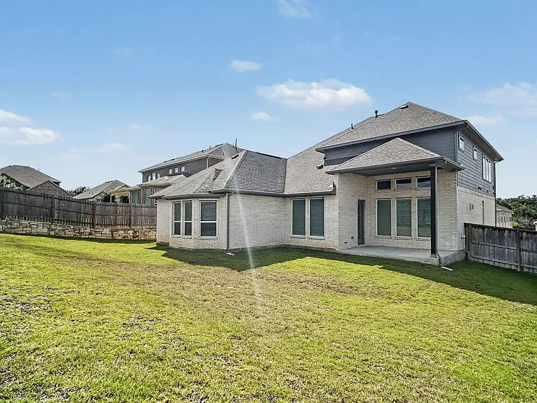 3708 Eliberis — Photo 30