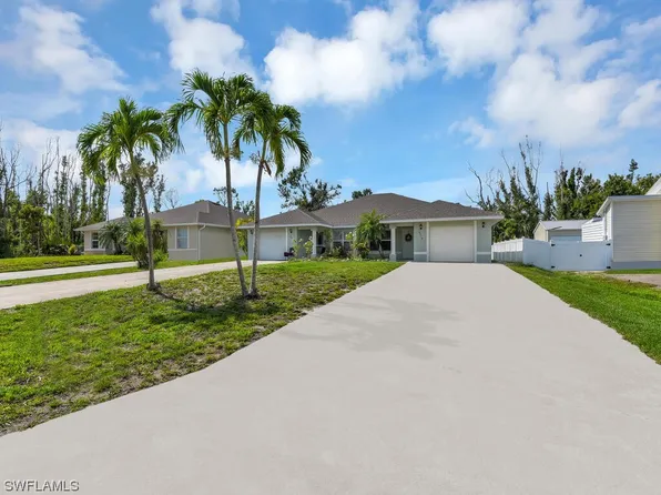 5518 Phillips St, Bokeelia, FL 33922