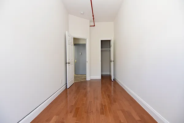 Rented by Bohemia Realty Group | media 6