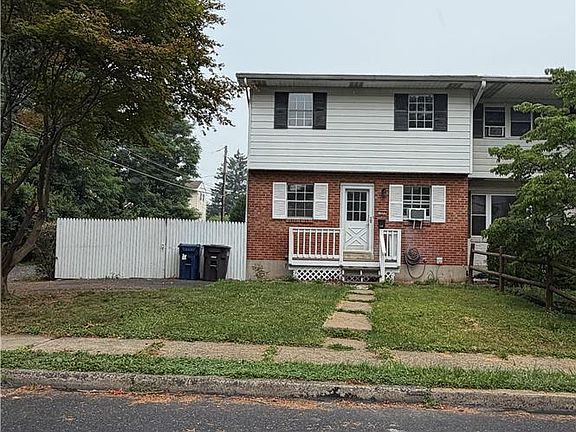 2nd image of 1809 Frankenfield St