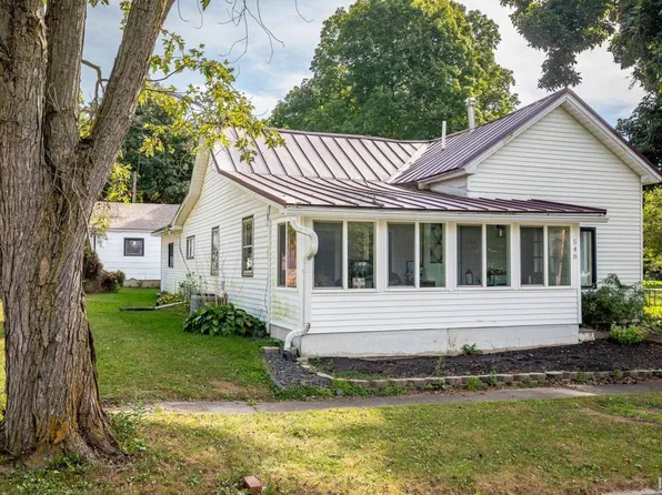 548 N Grover St, Warren, IN 46792