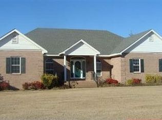 1096 Moseley Rd, Byron, GA 31008