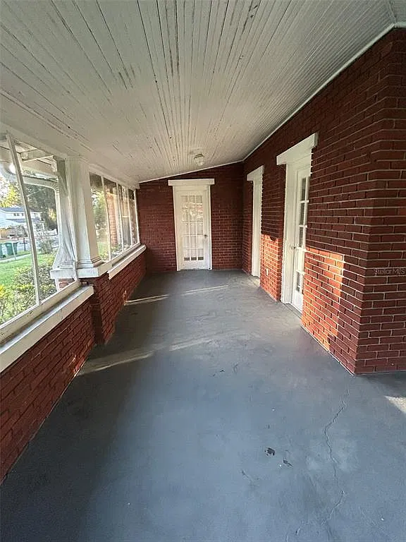 2 bed, 1.0 bath, 1505 sqft, $1,750 — Photo 3