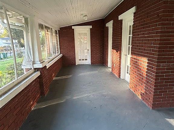3rd image of 650 E 5th Ave
