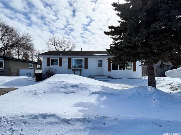 12 King CRESCENT, Humboldt, SK S0K 2A0