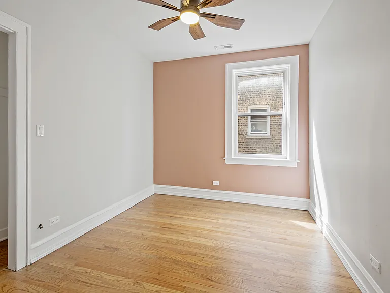 4834 N Springfield Ave #2 — Photo 13