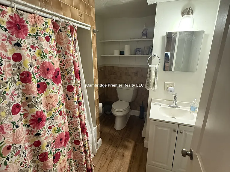 16 Flint St #1 — Photo 12
