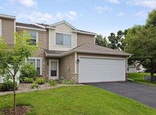 311 Wilderness Dr, Chaska, MN 55318