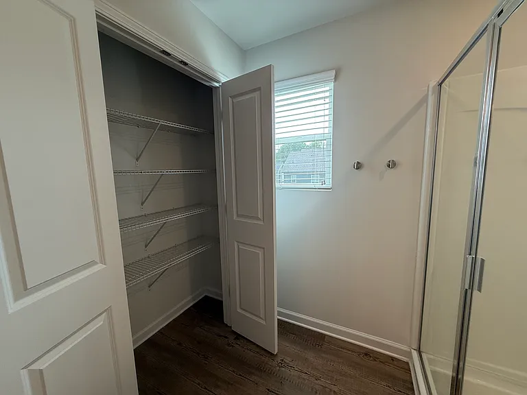 5251 Canberra Dr — Photo 18