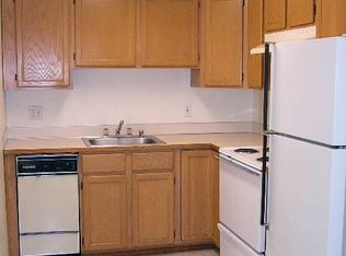 Country Park Apartments, Bellingham, WA 98225
