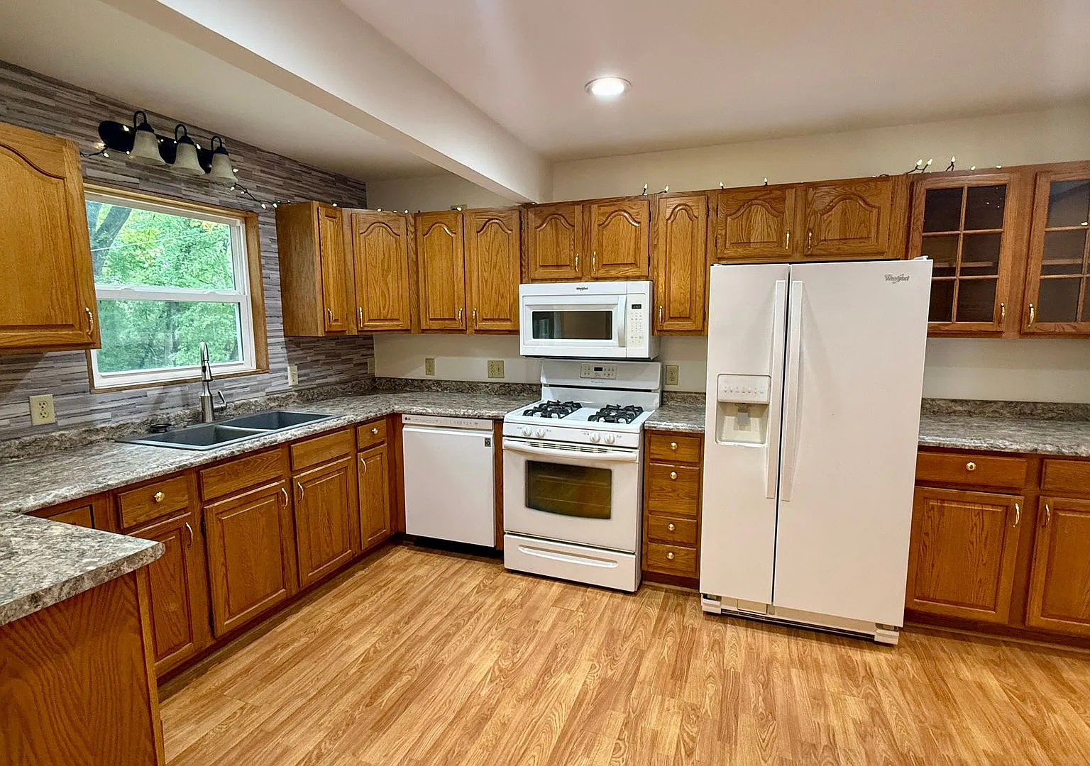 Move-In Ready - Available Now — Photo 2