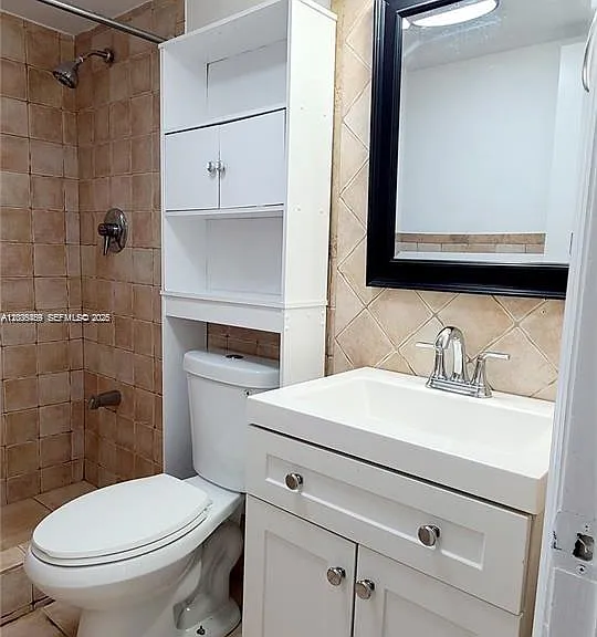 9410 Live Oak Pl #109 — Photo 18