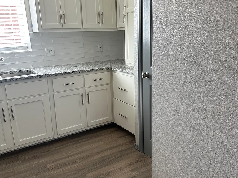 855 W Castillo Ave #B — Photo 10
