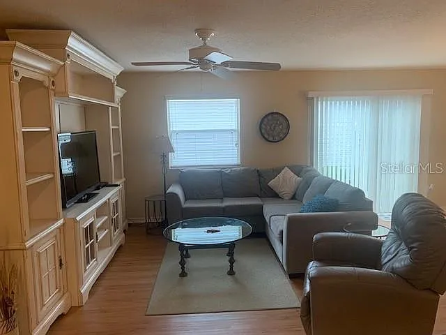 2237 Mossy Oak Dr — Photo 4