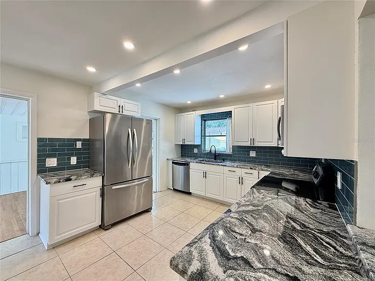 4628 Dr Martin Luther King Jr St N — Photo 11