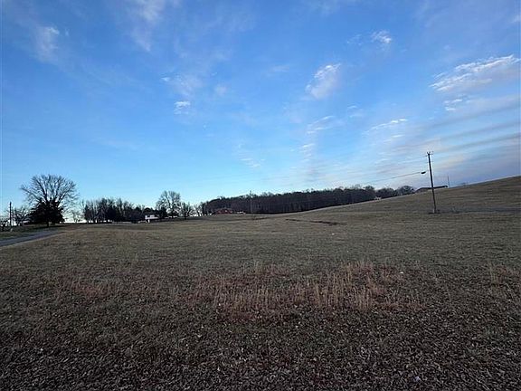 4th image of 142 Esto Heights Rd