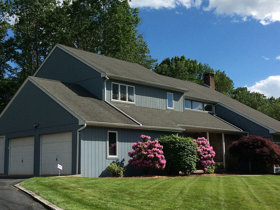 House/side view