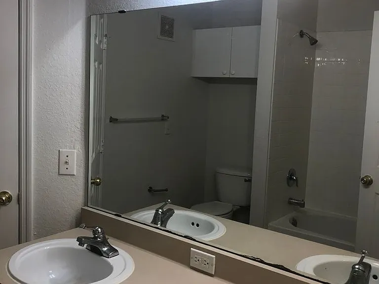 3757 Conroy Rd — Photo 15