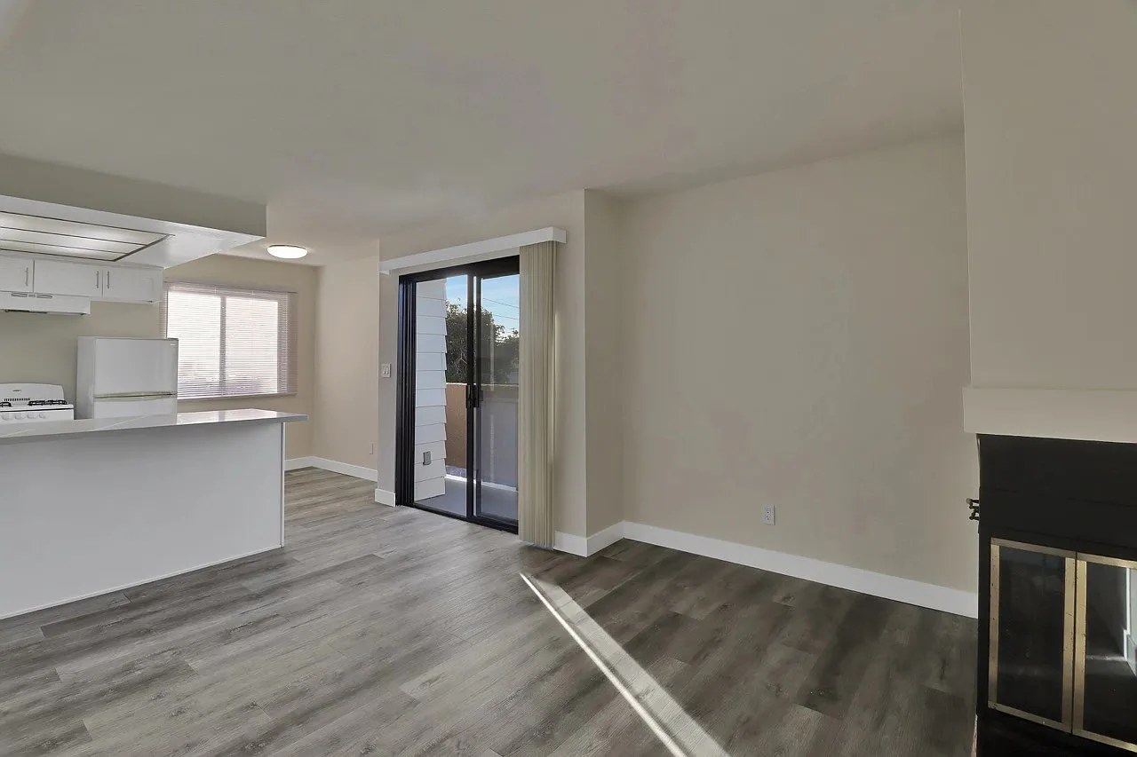 10727-31 Lawler St., Los Angeles, CA 90034 — Photo 1